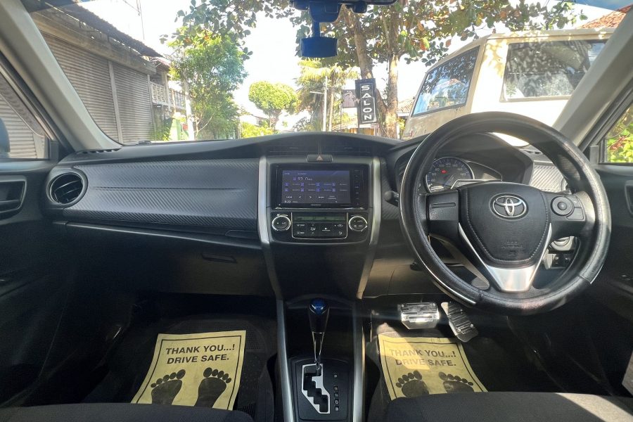 Toyota Axio Fielder